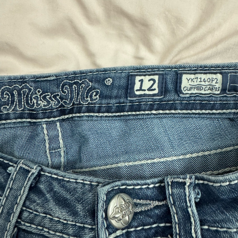 Miss Me Faded Blue Cropped Jeans - Picture 6 of 8